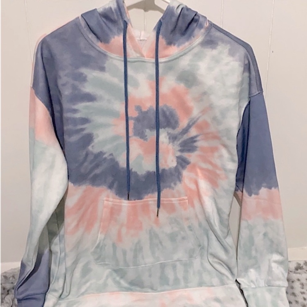 Women’s Tie Dye Hoodie